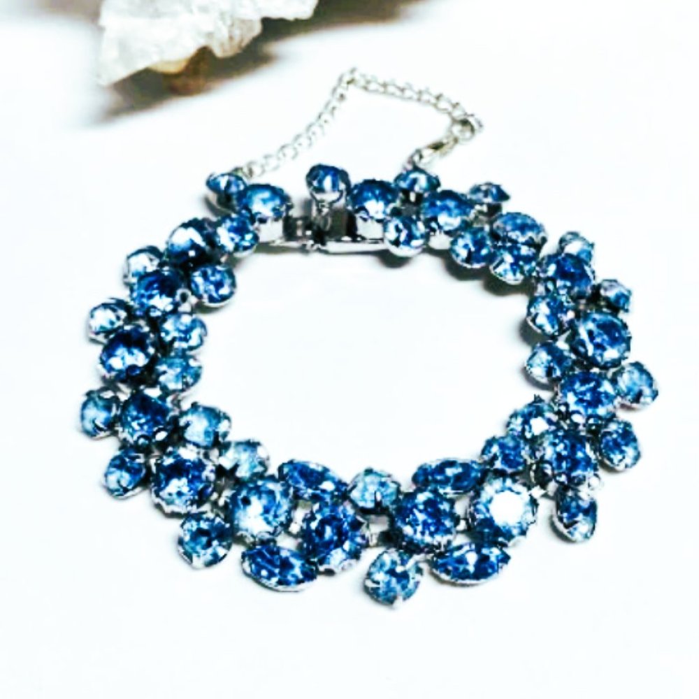 Vintage Weiss Blue Austrian Rhinestone Silverstone Bracelet Mid-Century Designer